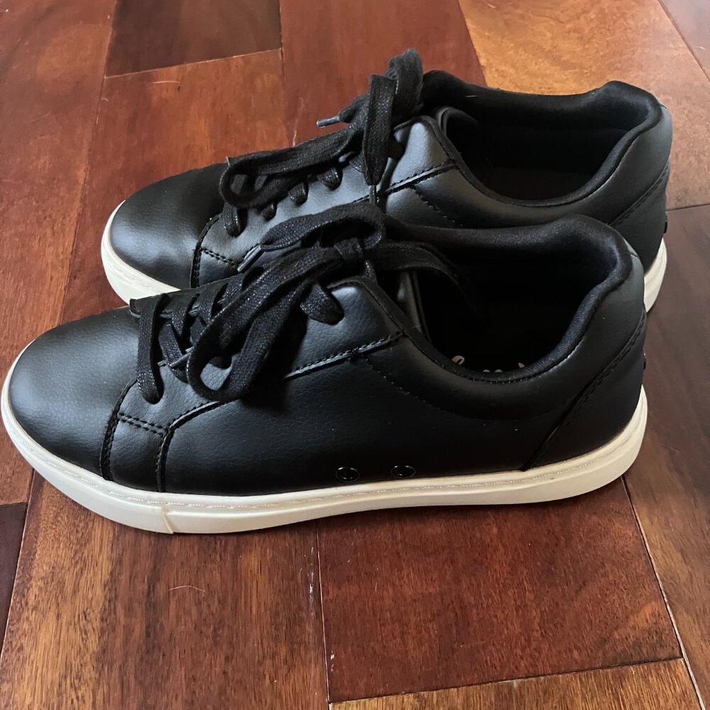 Fuego Dance Sneakers - women